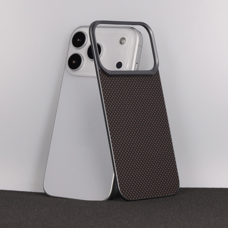 Liavec Carbon Layer Magsafe Aramid Fiber Cover do Iphone 17 Pro złoty